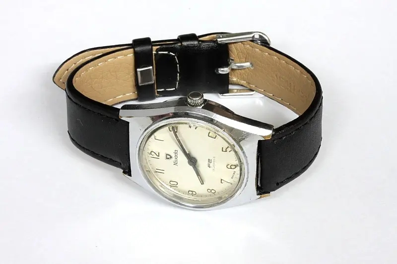 Nivada watch 17 jewels hotsell