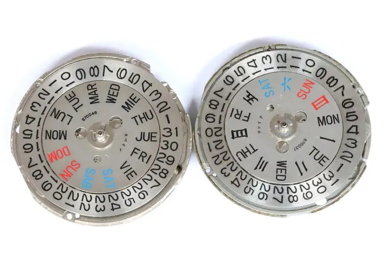 Seiko 7009A movements (no balance wheels) for Watchmaker - 148657 ...