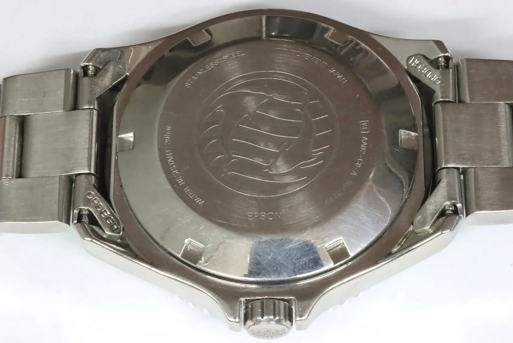 Orient AA02-C8-A automatic divers with hacking mechanism