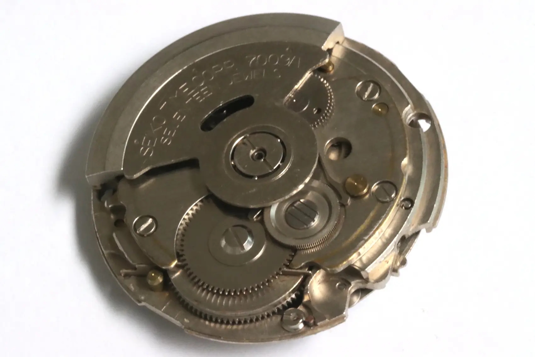 Seiko 7009A movement without balance wheel