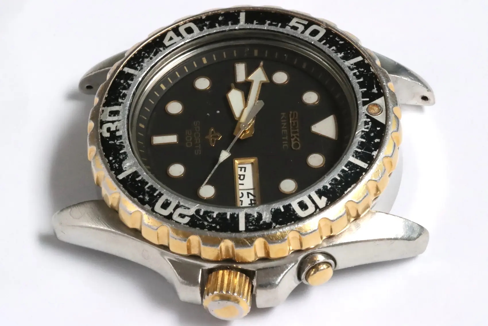 Seiko kinetic diver watch online