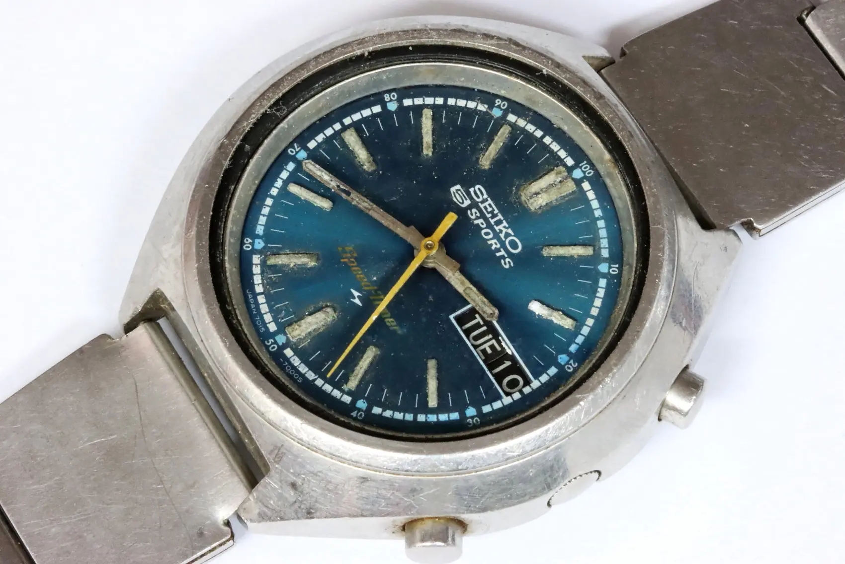 Seiko 7015-7000 incomplete chronograph watch for spares restore