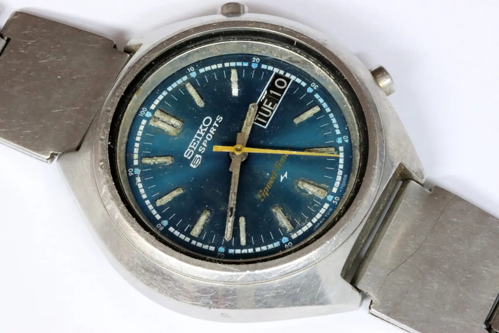 Seiko 7015-7000 incomplete chronograph watch for spares