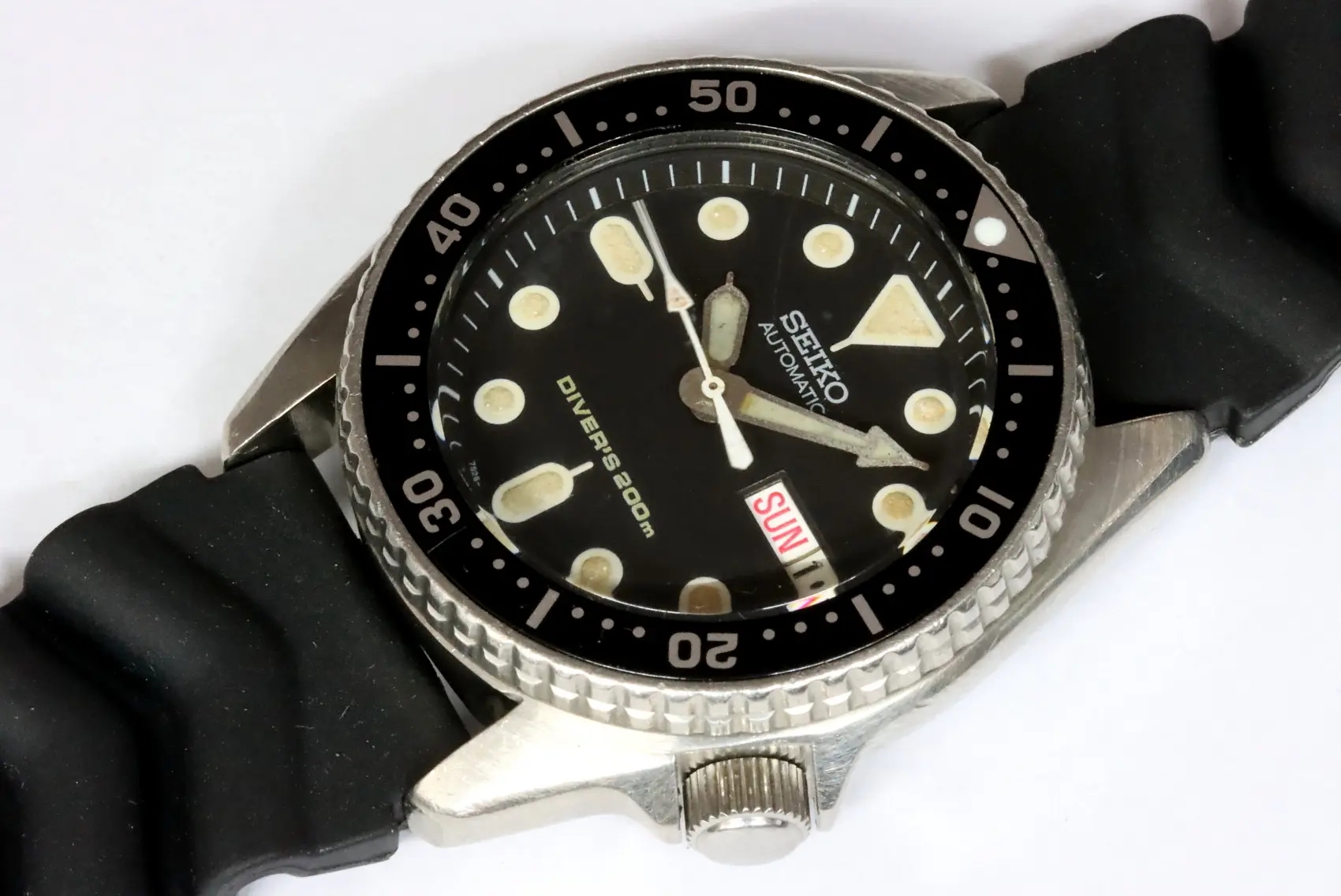 Seiko 7S26-0030 SKX013 midsize diver's watch