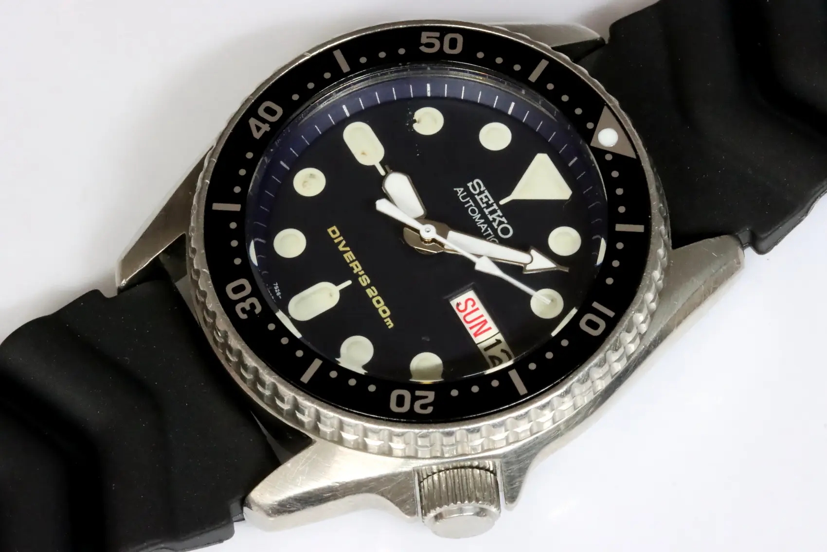 Seiko classic 7S26-0030 SKX013 midsize diver's watch