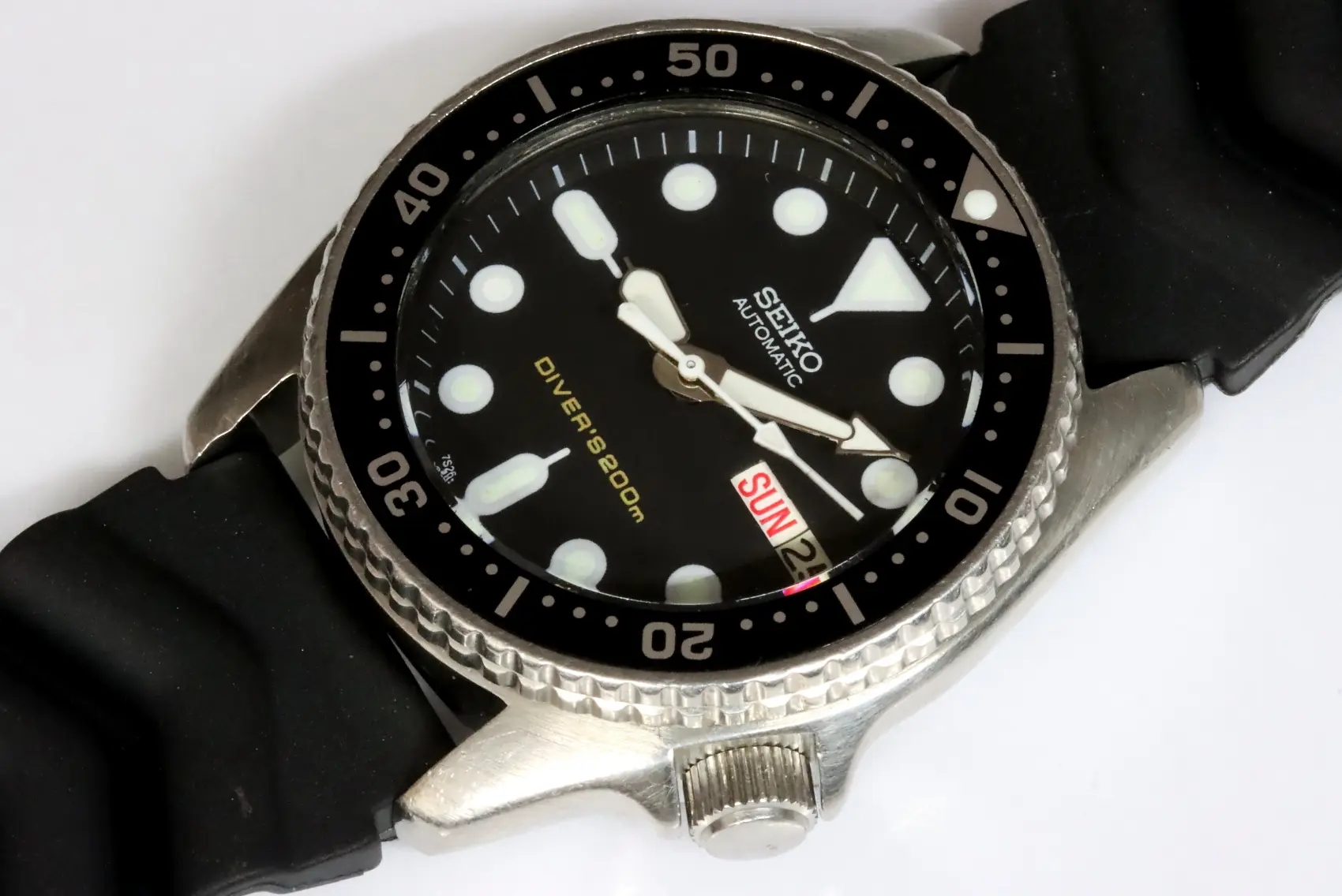 Seiko classic 7S26-0030 SKX013 midsize diver's watch